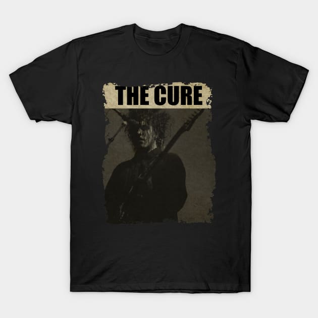 The Cure - RETRO BLACKWHITE T-Shirt by Wendyshopart